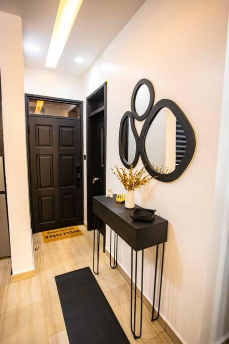 Andrena Smart Haven Lakeside Condo In Entebbe Esterno foto