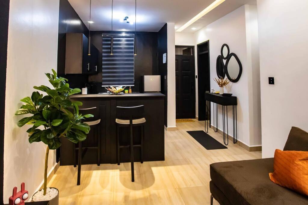Andrena Smart Haven Lakeside Condo In Entebbe Esterno foto