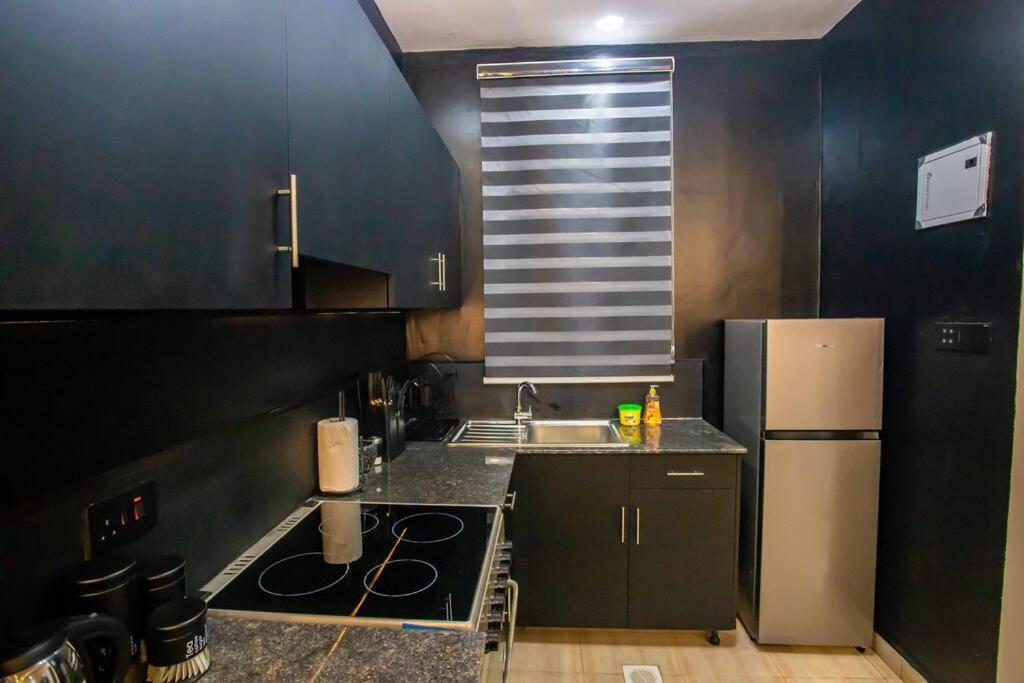 Andrena Smart Haven Lakeside Condo In Entebbe Esterno foto