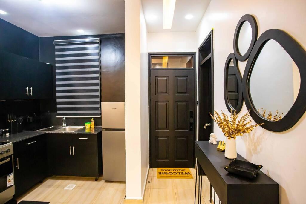 Andrena Smart Haven Lakeside Condo In Entebbe Esterno foto
